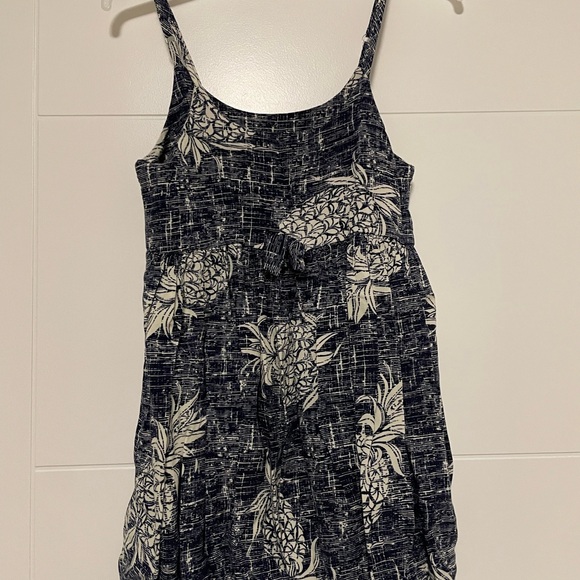 Girl’s Hawaiian Dress - Picture 2 of 2